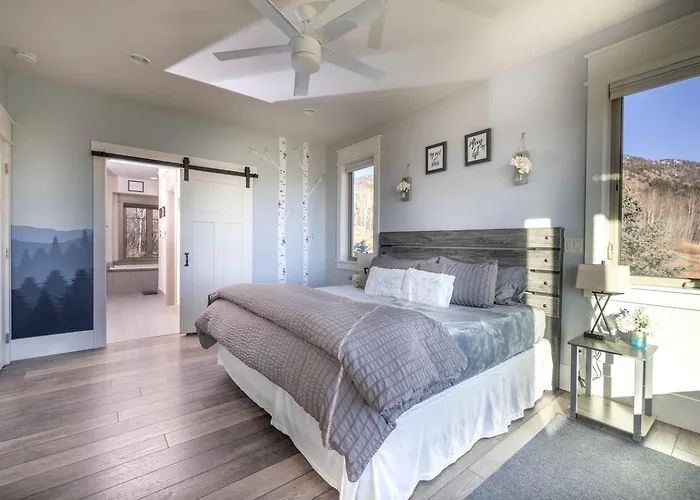 Spacious Mountain Retreat With Fireplace & Outdoor Space In Wyoming Holiday home *